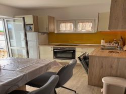 Apartments Perić Lopar (Island Rab)