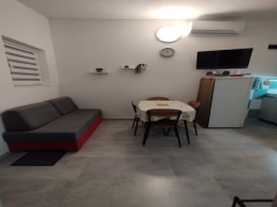 Apartamenty  Rusan, Bobovik Vir (Wyspa Vir)